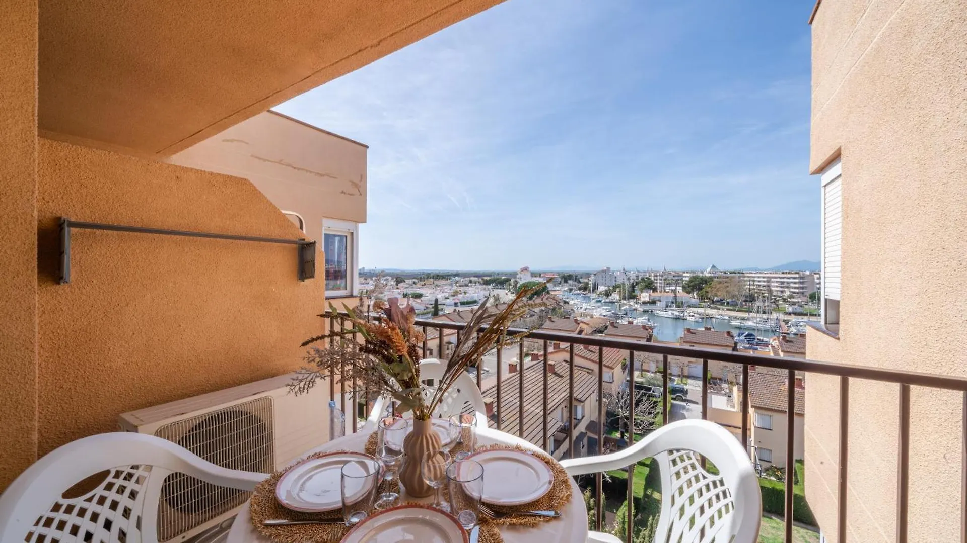 Apartment Wehostyou - Bel Appartement Roses, Margarida 43 Spain